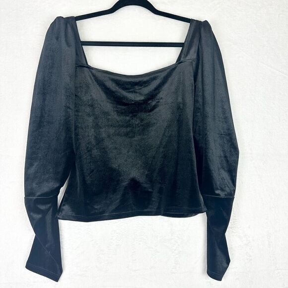 Express Velvet Long Sleeve Ruched Front Top Size Medium NWOT Black Whimsigoth - Picture 4 of 7